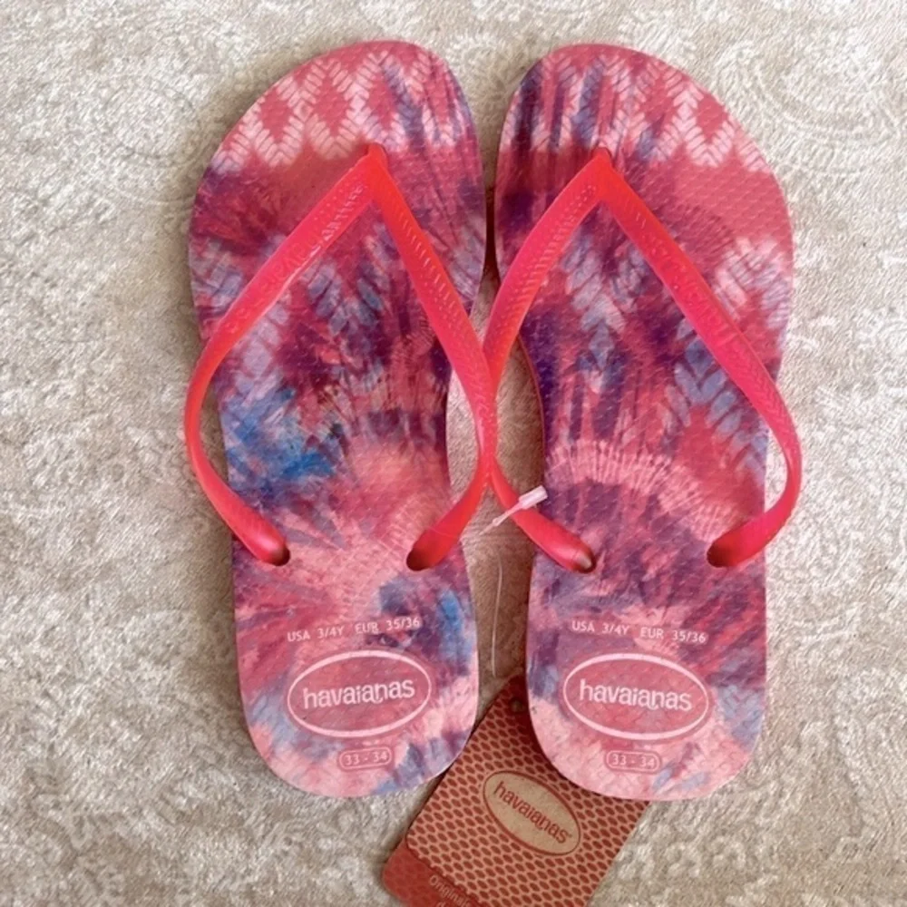 Brand New Havaianas Set of 2 Pairs of Flip Flops Frozen Anna Elsa Disney Pink